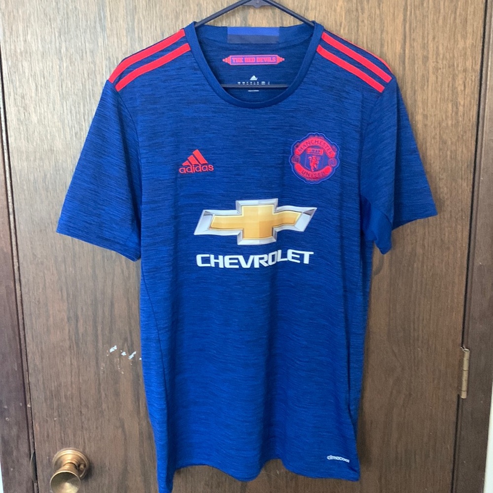 Manchester United 2016/17 Royal Blue Away Kit
